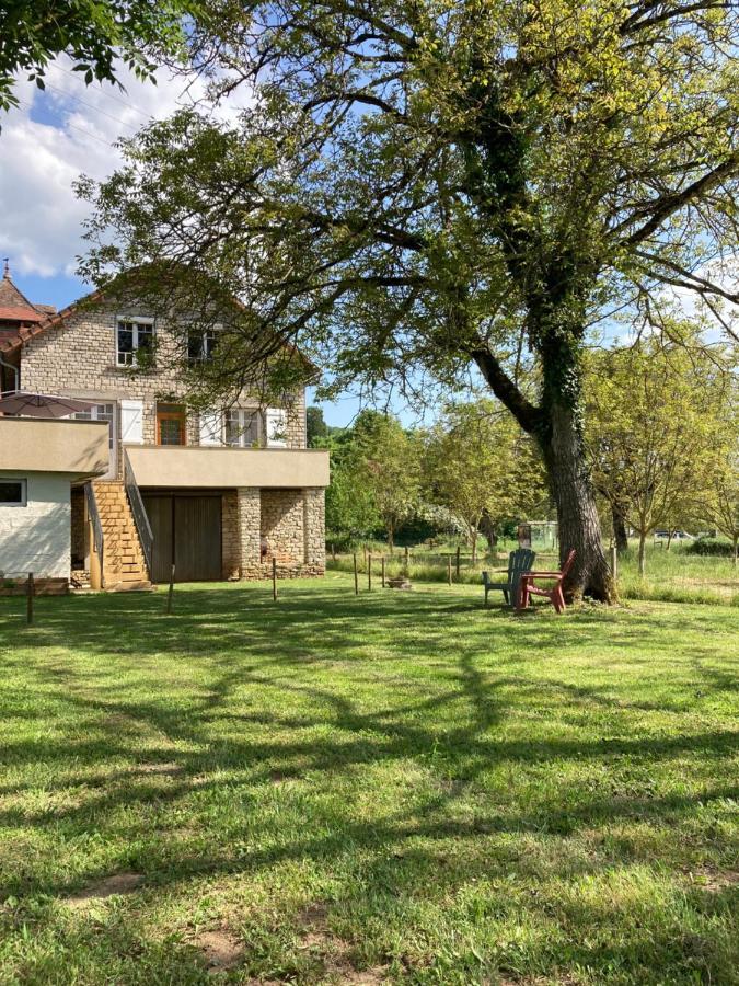 Gite Les Cles Des Champs Cote Jardin Lacave  Exterior foto